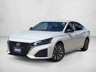 Used 2025 Nissan Altima 2.5 SV