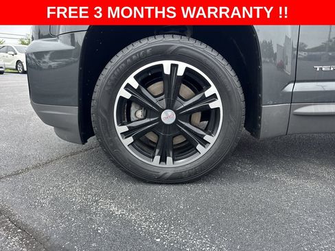 Used 2017 GMC Terrain SLE w/ Nightfall Package FWD image 32