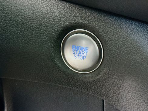 Used 2022 Hyundai Santa Fe SEL image 21