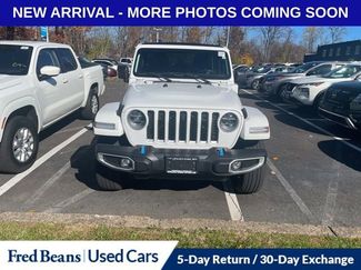 Used 2022 Jeep Wrangler Unlimited Sahara w/ Cold Weather Group video 2
