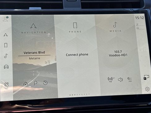 New 2026 Land Rover Discovery Limited Edition image 11