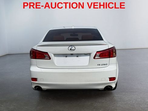 Used 2012 Lexus IS 250 w/ Premium Pkg Value Edition RWD image 4
