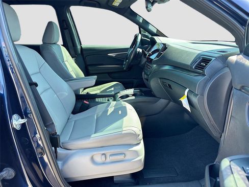 Certified 2023 Honda Passport EX-L image 33