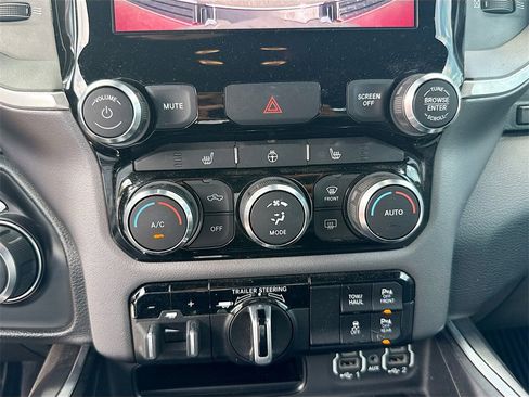 Used 2022 RAM 1500 Big Horn image 17