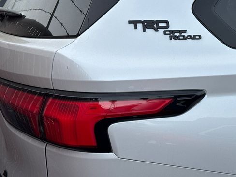 Used 2026 Toyota Sequoia Platinum w/ TRD Off-Road Package image 6