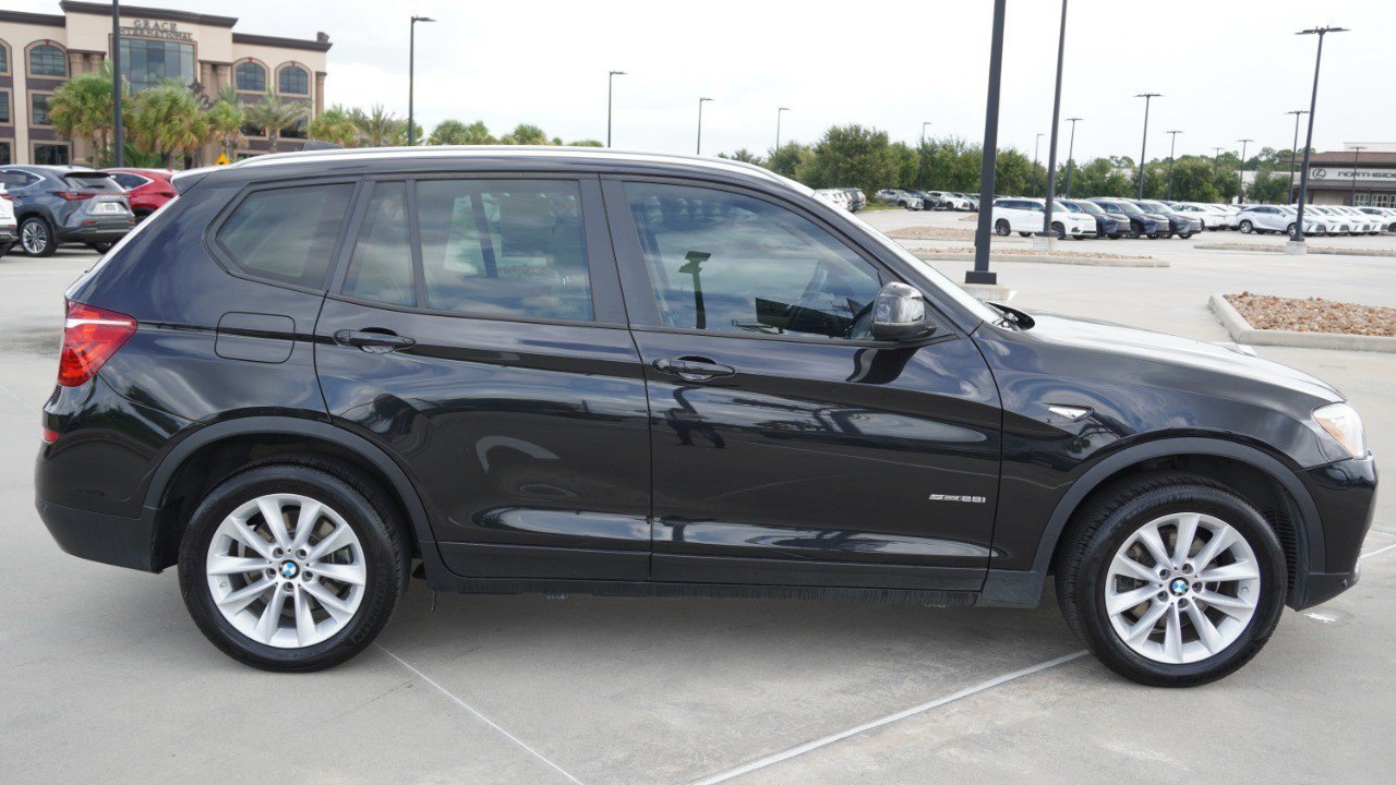 Used 2017 BMW X3 sDrive28i RWD image 4