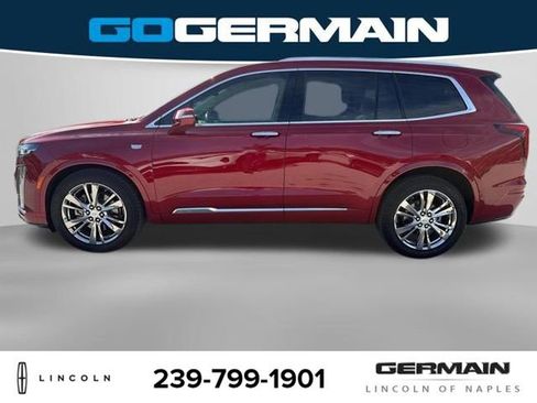 Used 2020 Cadillac XT6 Premium Luxury FWD image 3