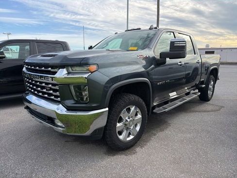 Used 2020 Chevrolet Silverado 3500 LTZ AWD/4WD image 3