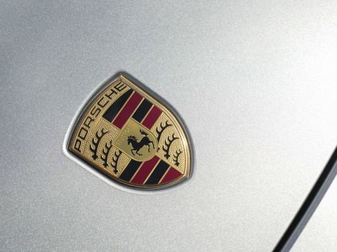 Used 2025 Porsche 718 Boxster image 32