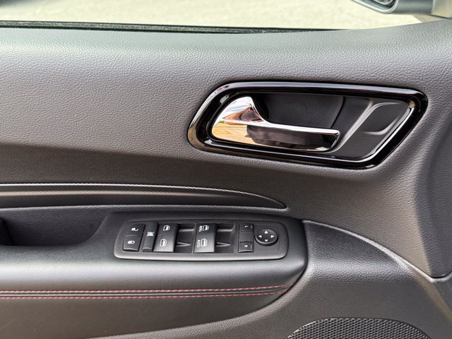 Used 2025 Dodge Durango GT AWD/4WD image 14