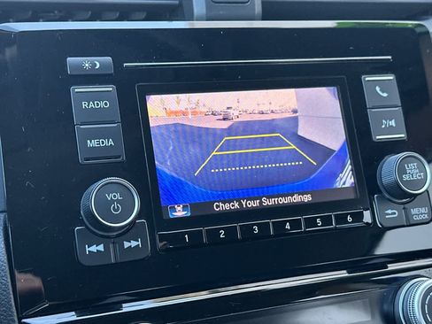 Certified 2019 Honda Insight LX image 20