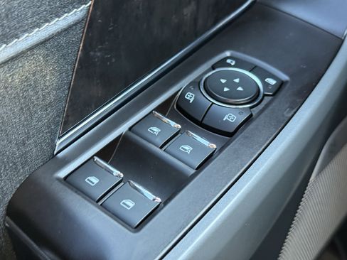 Used 2023 Ford F150 Lariat w/ Equipment Group 502A High image 27