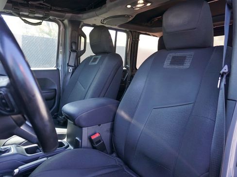 Used 2020 Jeep Wrangler Unlimited Sport S image 11