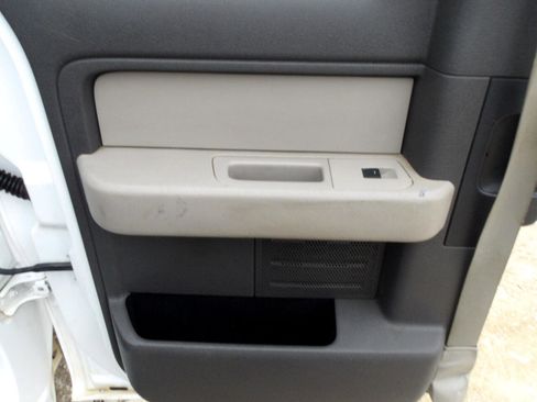 Used 2009 Ford F150 XL image 16