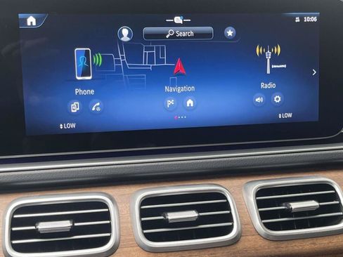 Certified 2025 Mercedes-Benz GLS 450 4MATIC w/ AMG Line Exterior image 25