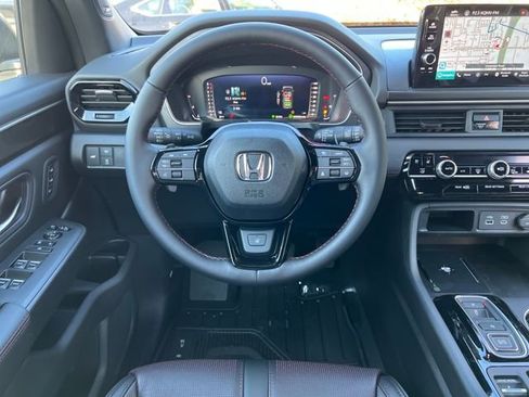 New 2025 Honda Pilot Black Edition image 13