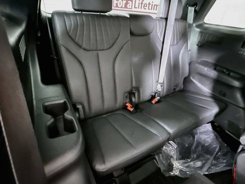 Certified 2023 Hyundai Palisade Limited AWD/4WD image 33