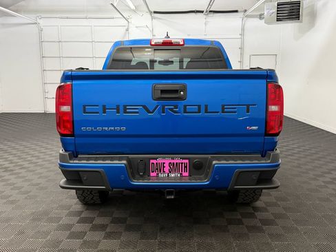 Used 2022 Chevrolet Colorado Z71 AWD/4WD image 9