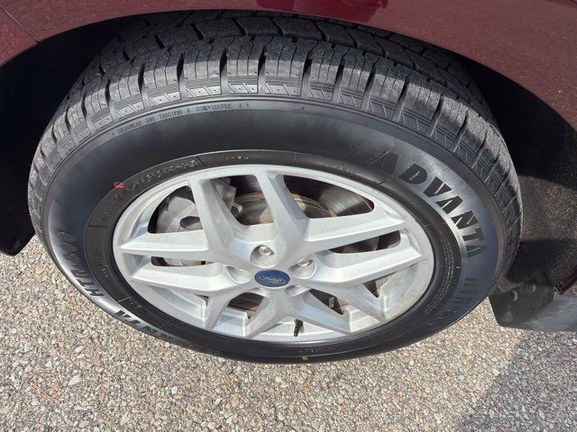 Used 2021 Ford Edge SEL AWD/4WD image 10
