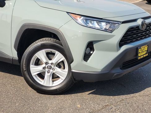 Used 2021 Toyota RAV4 XLE w/ XLE Grade Weather Package FWD image 9