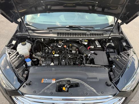 Used 2022 Ford Edge Titanium w/ Equipment Group 301A AWD/4WD image 40