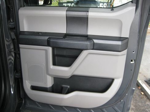Used 2016 Ford F150 XL w/ Equipment Group 101A Mid RWD image 29