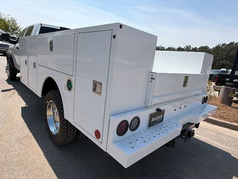 New 2026 RAM 5500 Tradesman w/ Chrome Appearance Group AWD/4WD image 10