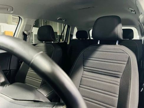 Used 2022 Volkswagen Tiguan S AWD/4WD image 3