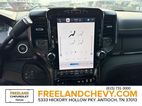 Used 2024 RAM 2500 Limited image 32