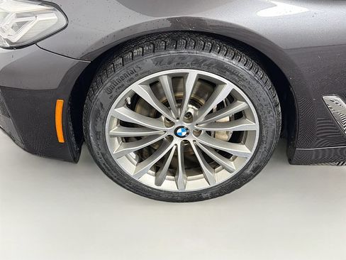Used 2023 BMW 540i xDrive w/ Executive Package AWD/4WD image 33