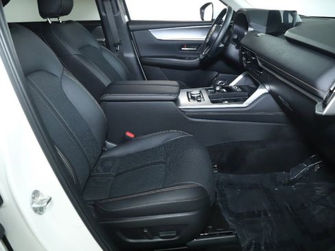 Certified 2025 MAZDA CX-90 Plug-In Hybrid w/ Preferred image 37