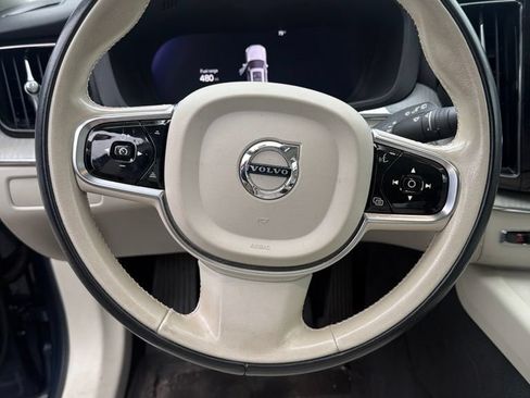 Certified 2024 Volvo XC60 B5 Plus w/ Climate Package AWD/4WD image 14