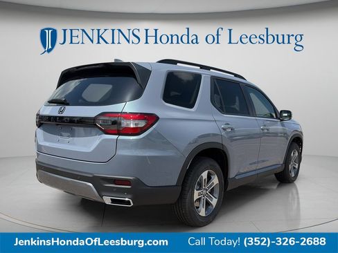 New 2026 Honda Pilot EX-L image 3