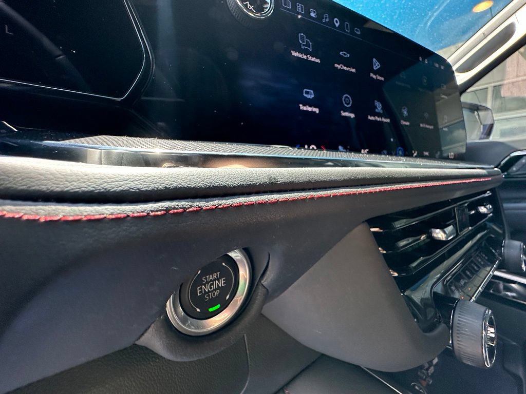Used 2025 Chevrolet Tahoe RST w/ Comfort Package RWD image 41