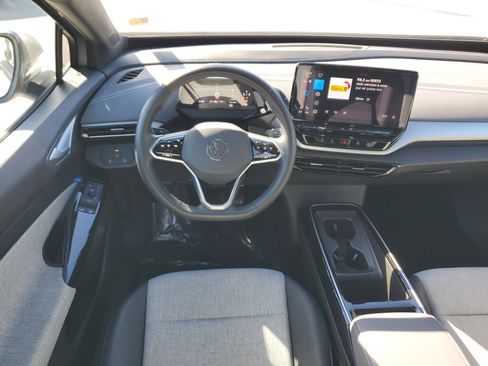 Used 2023 Volkswagen ID.4 Pro image 18