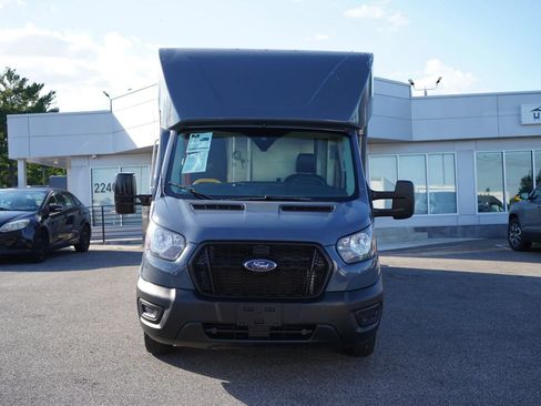 Used 2021 Ford Transit 350 DRW RWD image 9