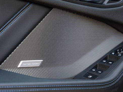 Used 2025 BMW M235i xDrive w/ M Performance Package image 22