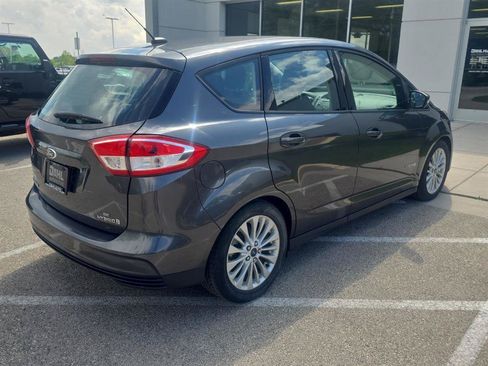 Used 2018 Ford C-MAX SE w/ Cold Weather Package FWD image 16