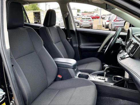 Certified 2018 Toyota RAV4 Adventure image 8