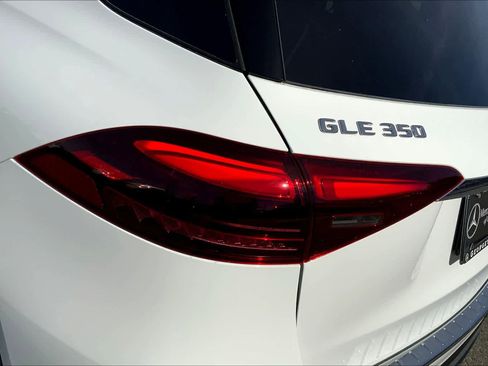 Certified 2025 Mercedes-Benz GLE 350 4MATIC image 6