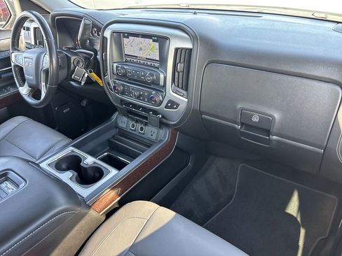 Used 2018 GMC Sierra 1500 SLT w/ SLT Premium Package image 29