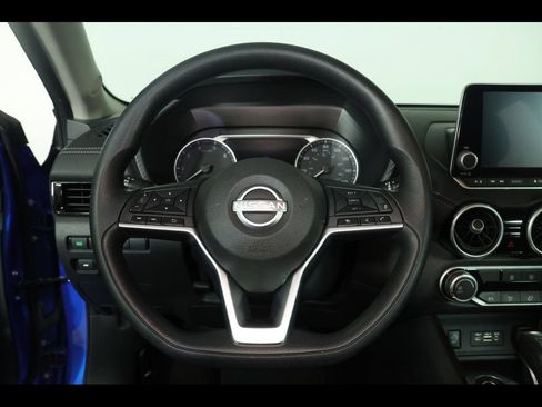 Used 2024 Nissan Sentra SV FWD image 22