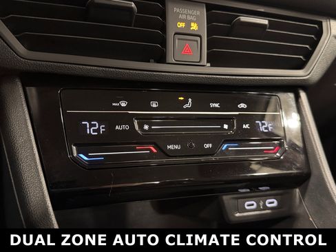 Used 2025 Volkswagen Jetta S image 8