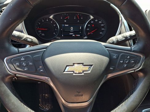 Certified 2023 Chevrolet Equinox LT AWD/4WD image 19