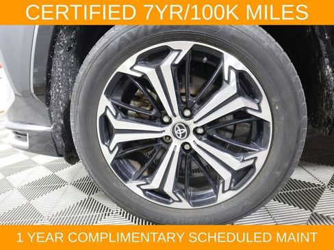 Used 2023 Toyota RAV4 XSE AWD/4WD image 31
