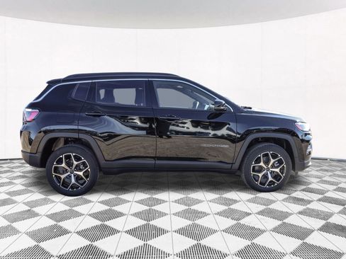 New 2026 Jeep Compass Limited image 10
