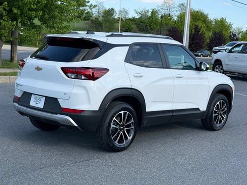 New 2026 Chevrolet TrailBlazer LT w/ LT Cold Weather Package AWD/4WD image 12