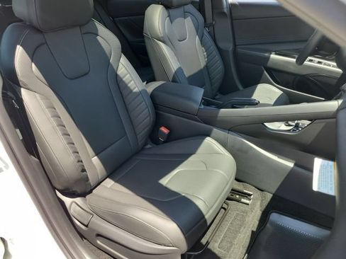 New 2026 Hyundai Elantra SEL Sport FWD image 22