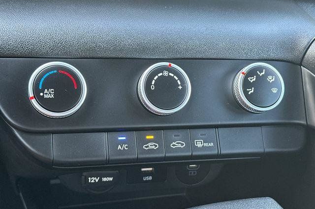 Certified 2026 Hyundai Elantra SE FWD image 20
