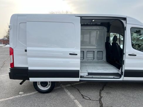 Used 2023 Ford Transit 250 Medium Roof image 30